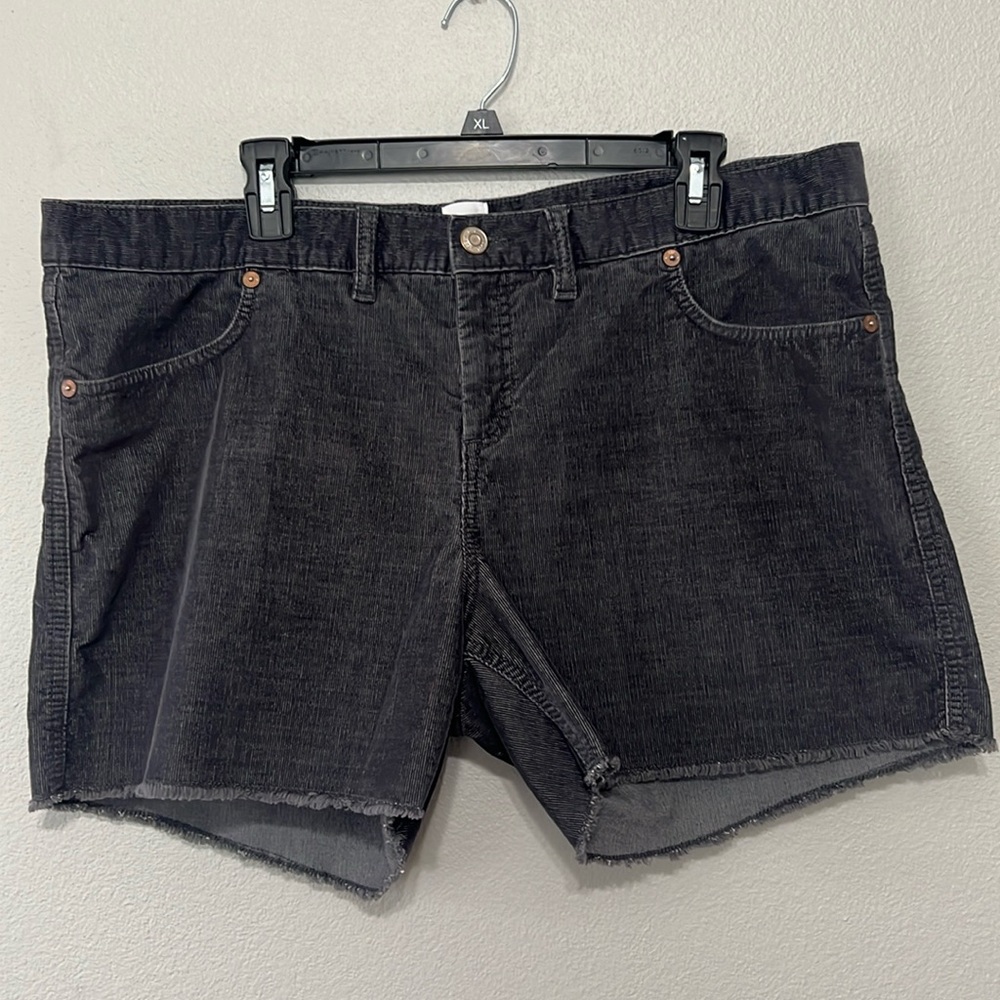 Gap Woman’s Casual Black/Gray Denim Cutoff Shorts corduroy Size‎ 16